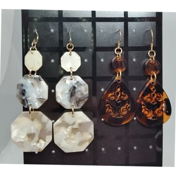 Jewelry - BUNDLE lot 2 trendy fashionista urban chic earrings-lightweight